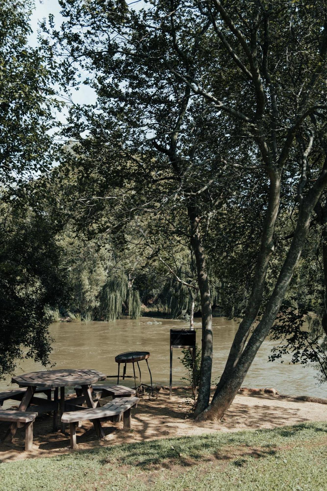 Breathe River Retreat Parys Buitenkant foto